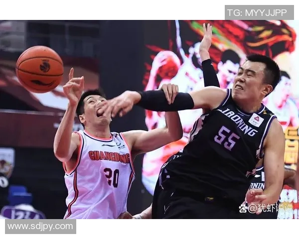 CBA联赛本周焦点对决回顾 精彩瞬间与激情时刻全解析 CBA联赛本周焦点对决回顾 精彩瞬间与激情时刻全解析